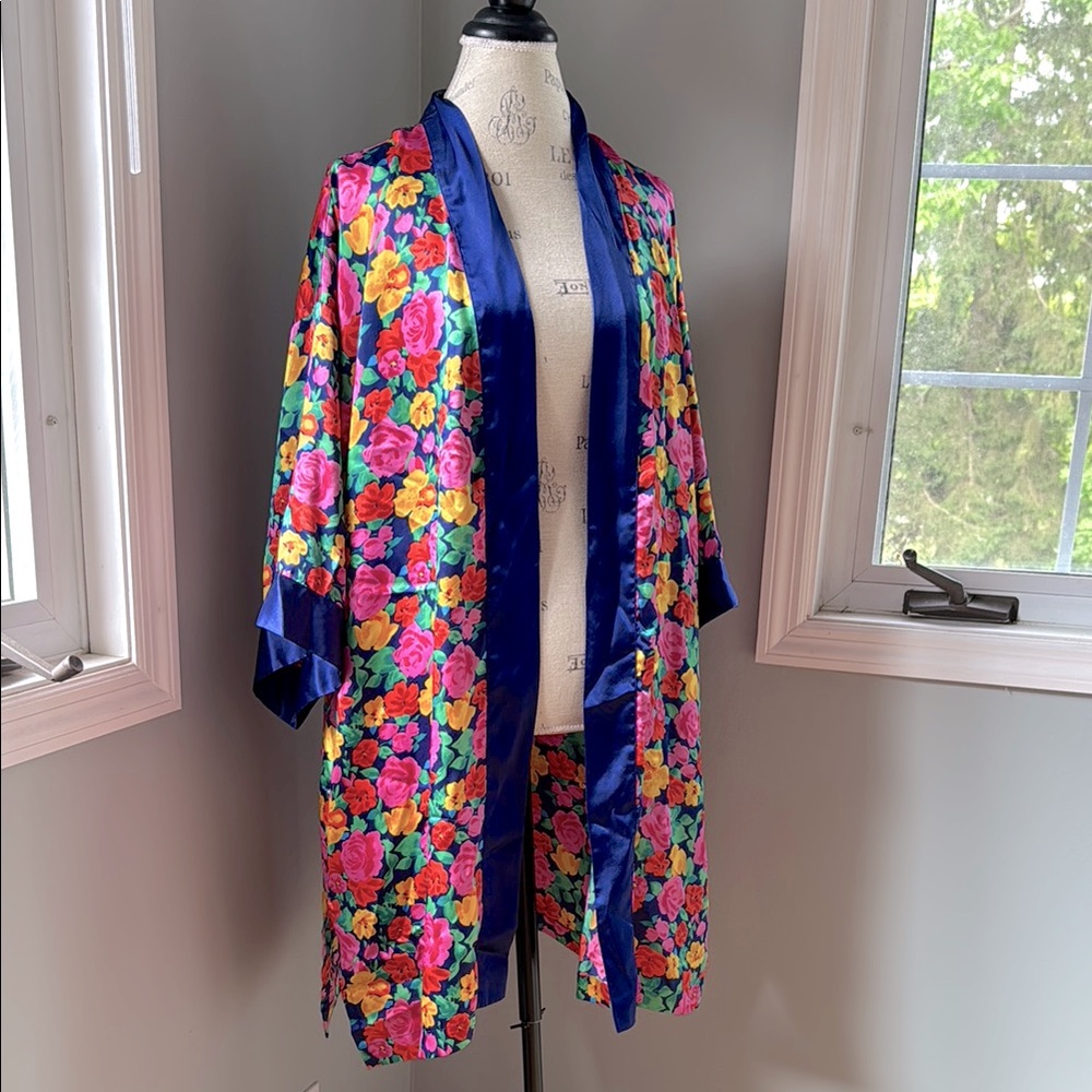 Vintage Victoria’s Secret gold label floral open kimono GVC‎ size OS